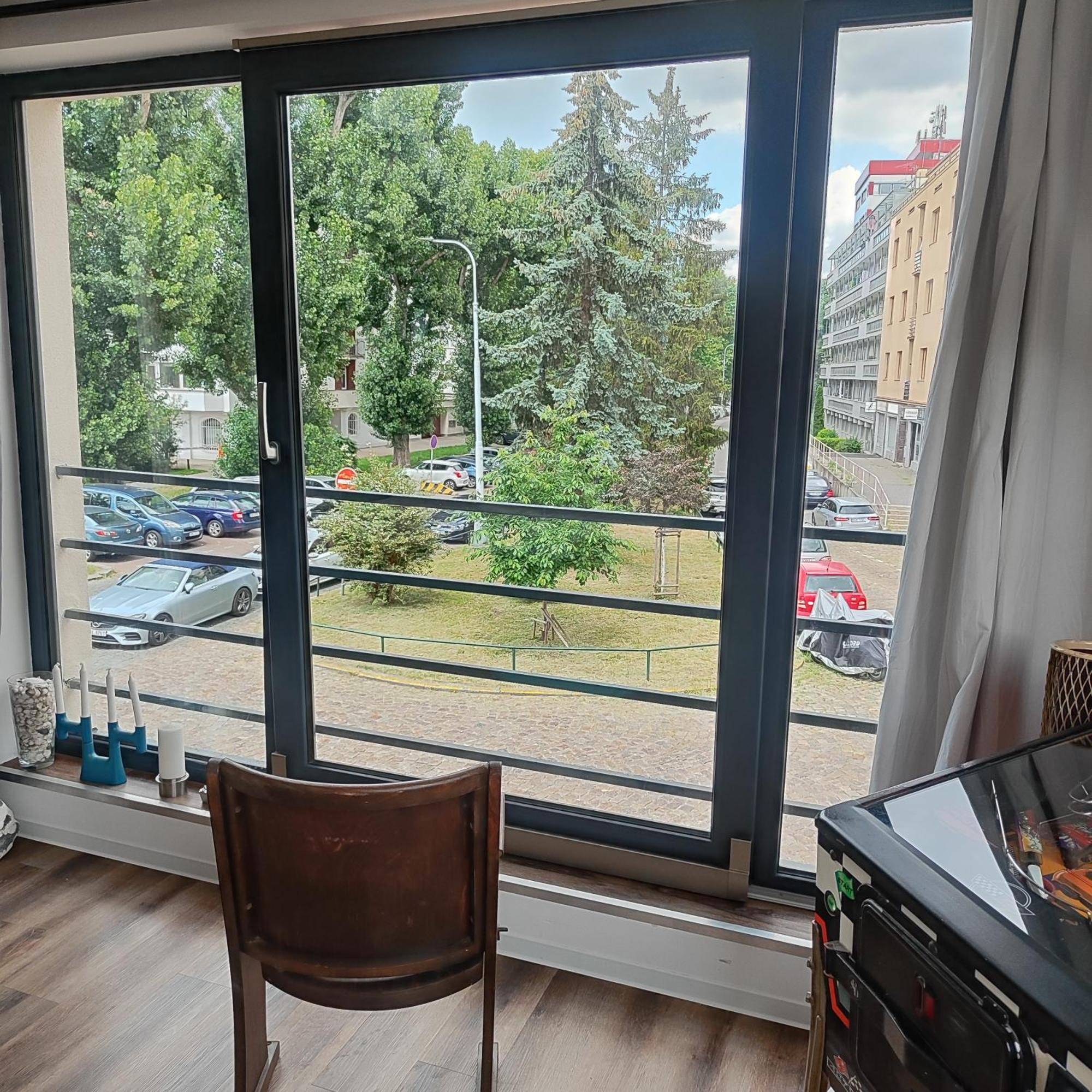 Apartment Big Windows Прага Екстер'єр фото